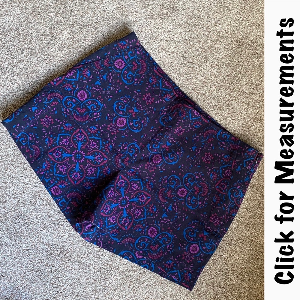 Banana Republic women’s shorts, black, blue, pink/purple burgundy print, size 12